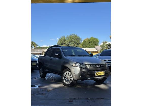 FIAT STRADA 1.8 MPI ADVENTURE CD 16V FLEX 2P MANUAL FIAT STRADA 1.8 MPI ADVENTURE CD 16V FLEX 2P MANUAL